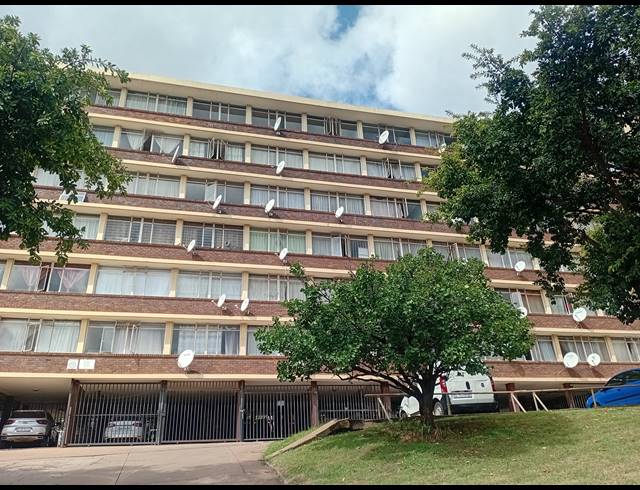 2 BEDROOM APARTMENT FOR SALE IN PROCLAMATION HILL